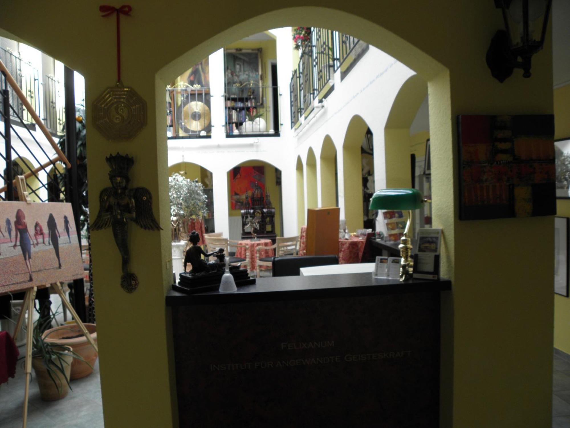 Felixanum Hotel & Galerie Isernhagen Eksteriør bilde